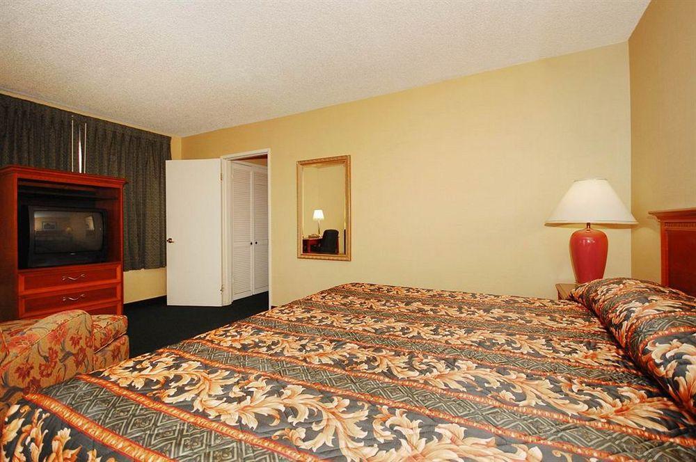Holiday Inn Express & Suites Chatsworth By Ihg Los Angeles Interior photo