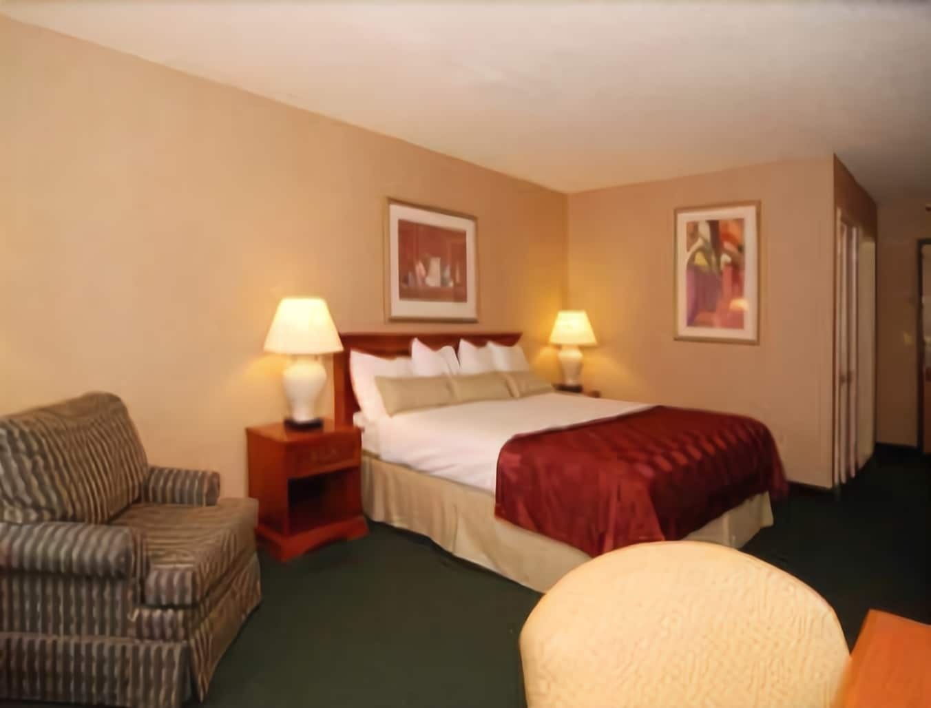 Holiday Inn Express & Suites Chatsworth By Ihg Los Angeles Exterior photo